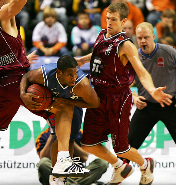 多年轻球员 多年轻球员